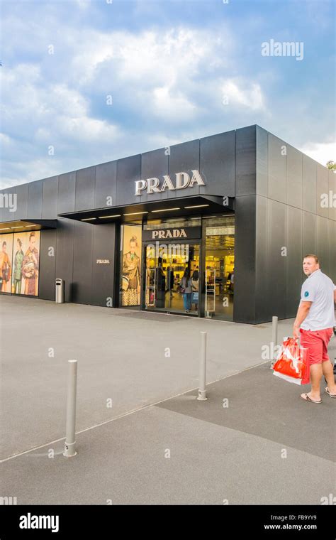 valdarno outlet prada|prada outlet.